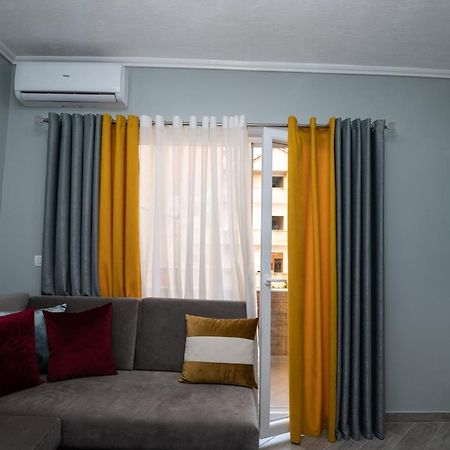 Elton'S Home Pogradec Exterior foto