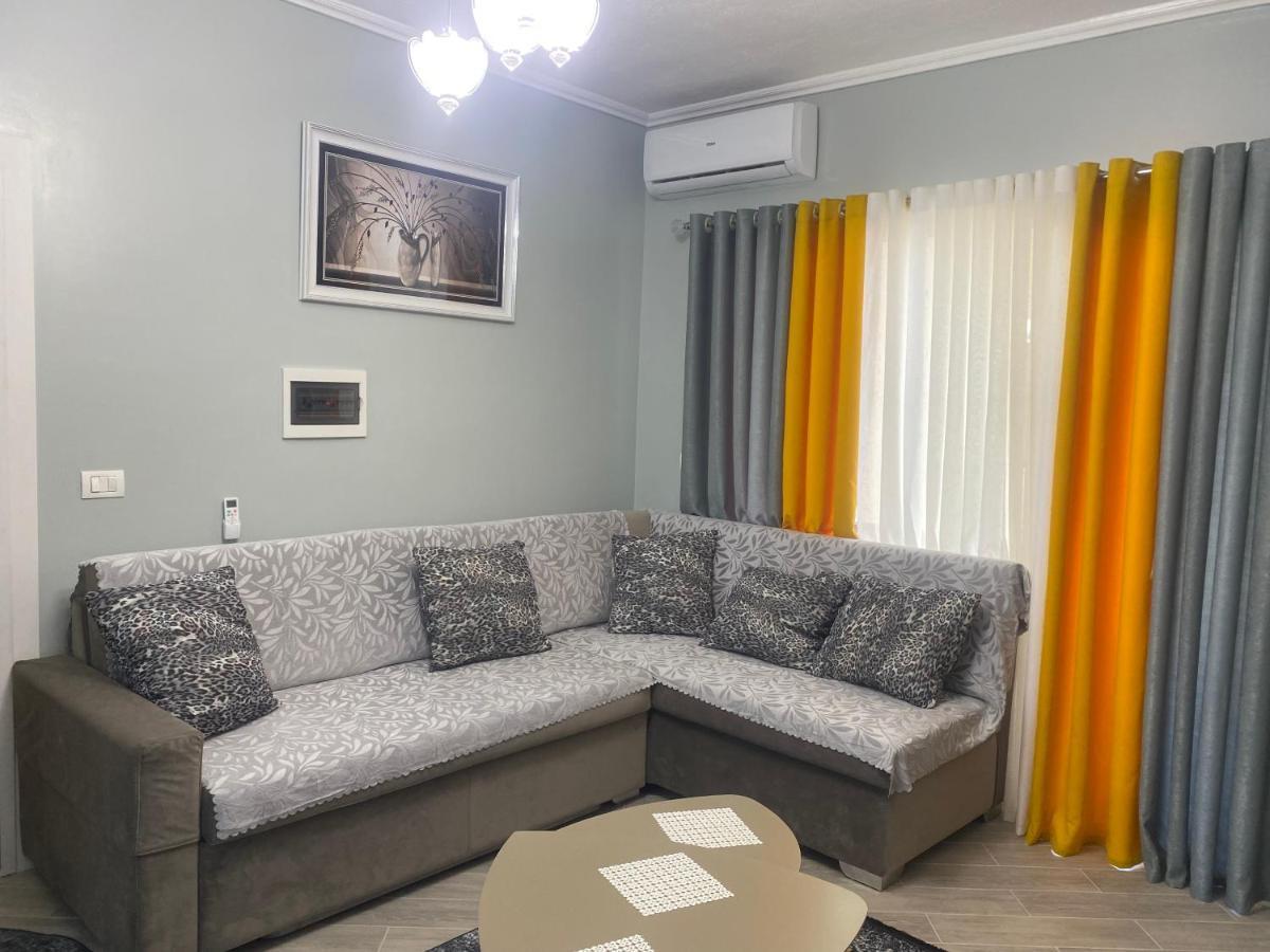 Elton'S Home Pogradec Exterior foto